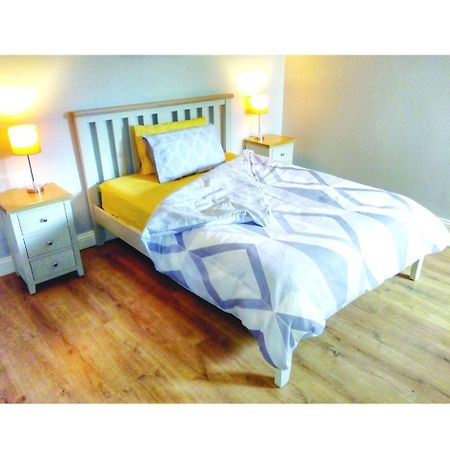 Number 25 Self Catering Apartments Ederney Ardess Exteriör bild