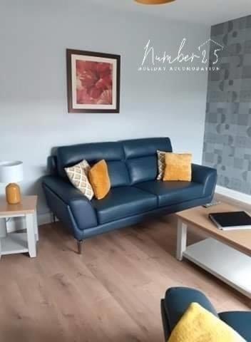 Number 25 Self Catering Apartments Ederney Ardess Exteriör bild
